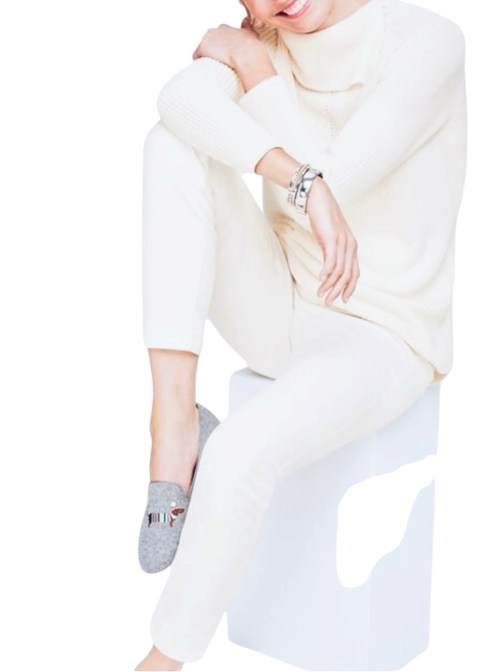 TALBOTS Flawless Five Pocket Straight Leg Corduroy in Winter White Size 8L—Long